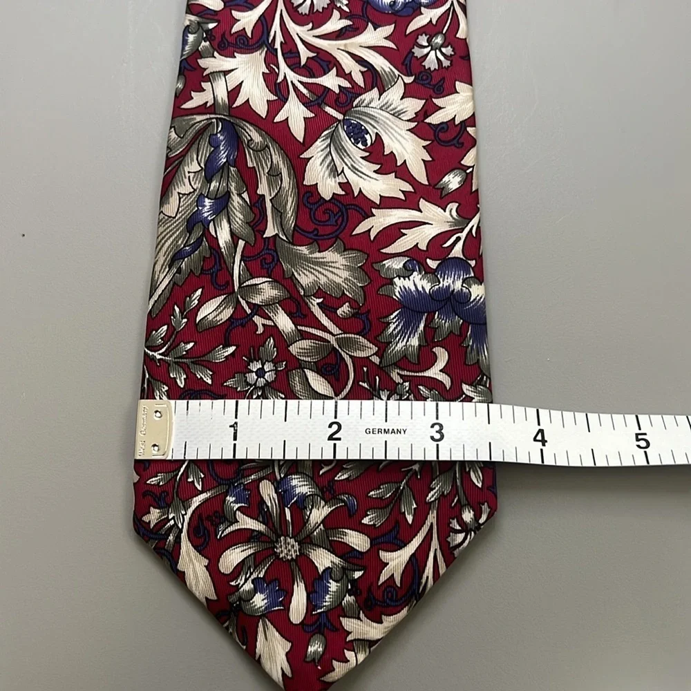 Oscar de la Renta Red Floral Tie